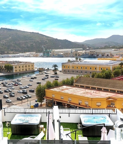 Imagen general del Hotel Puerta Real. Foto 1
