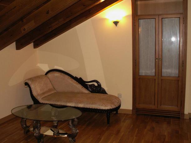 Imagen general del Hotel Puerta Sepúlveda. Foto 4