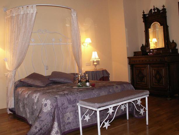 Imagen general del Hotel Puerta Sepúlveda. Foto 5