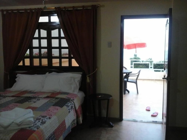 Imagen de la habitación del Hotel Puerta Sol Inn. Foto 10