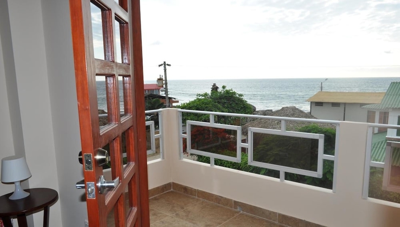 Imagen de la habitación del Hotel Puerta Sol Inn. Foto 14