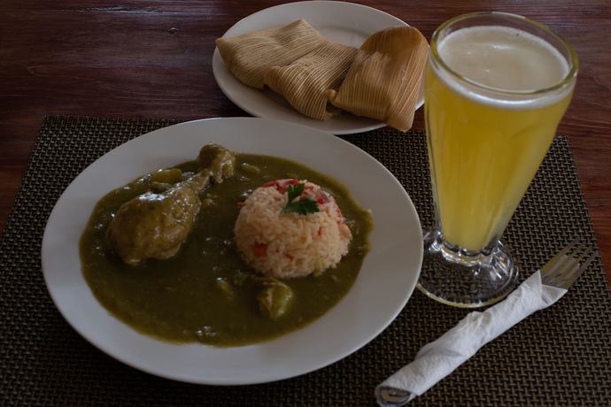 Imagen del bar/restaurante del Hotel Puerta al Cielo. Foto 2