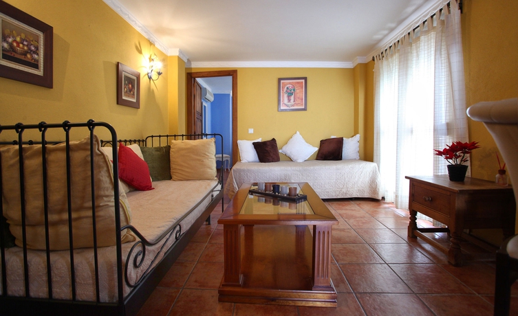 Imagen de los interiores del Hotel Puerta de Aduares. Foto 9