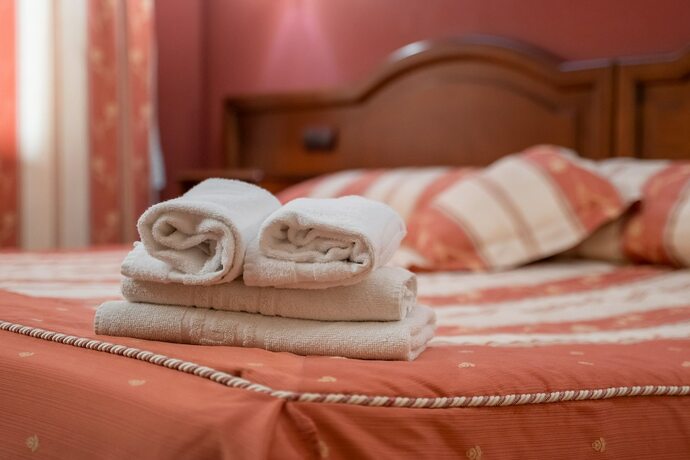 Imagen de la habitación del Hotel Puerta de Javalambre. Foto 14