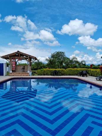 Imagen de la piscina del Hotel Puerta del Caf&eacute;. Foto 19