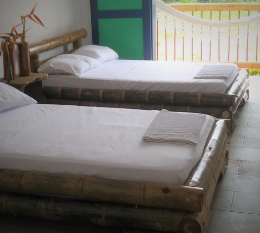 Imagen de la habitación del Hotel Puerta del Caf&eacute;. Foto 9