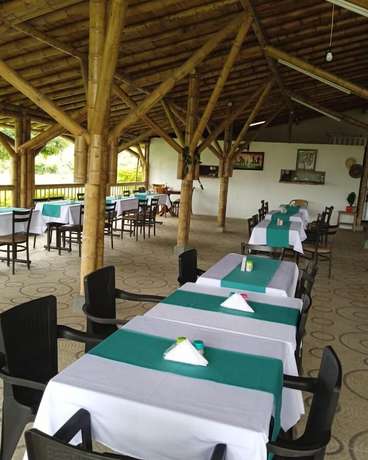 Imagen del bar/restaurante del Hotel Puerta del Caf&eacute;. Foto 3