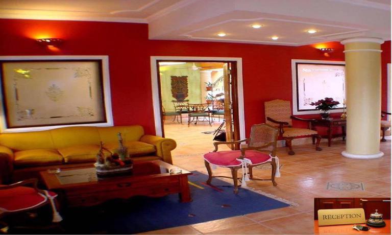 Imagen general del Hotel Puerta del Rey. Foto 2