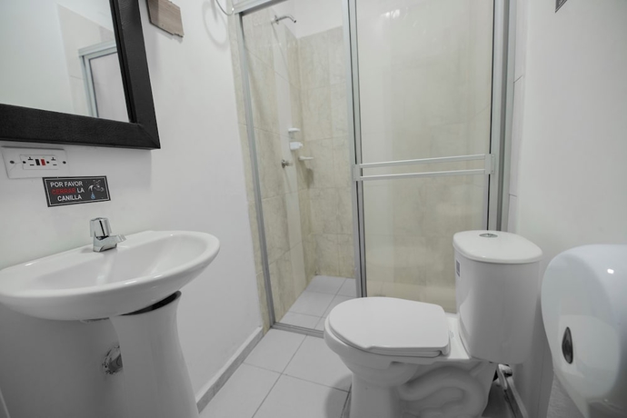Imagen de la habitación del Hotel Puerta del Sol de Uraba. Foto 5