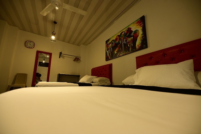 Imagen de la habitación del Hotel Puerta del Sol de Uraba. Foto 9