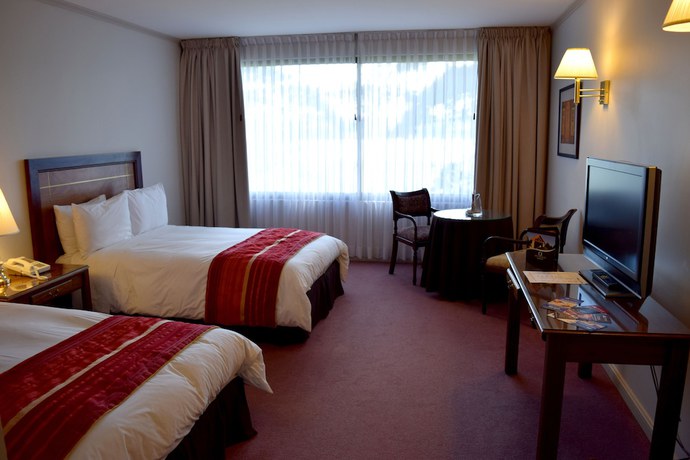 Imagen de la habitación del Hotel Puerta del Sur. Foto 5