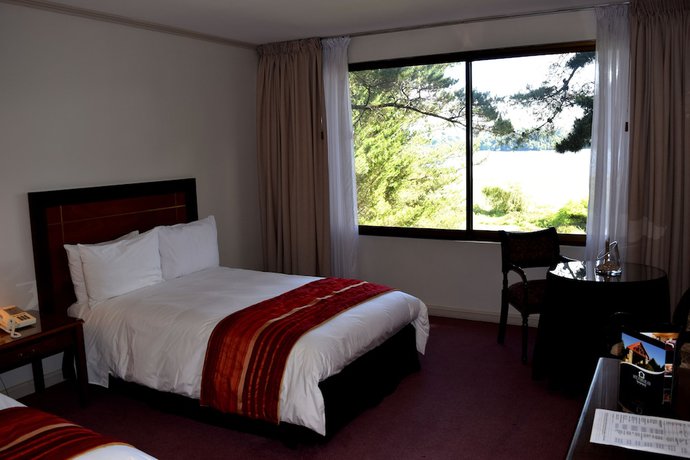 Imagen de la habitación del Hotel Puerta del Sur. Foto 6