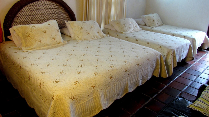 Imagen de la habitación del Hotel Puertas De Cartagena. Foto 5