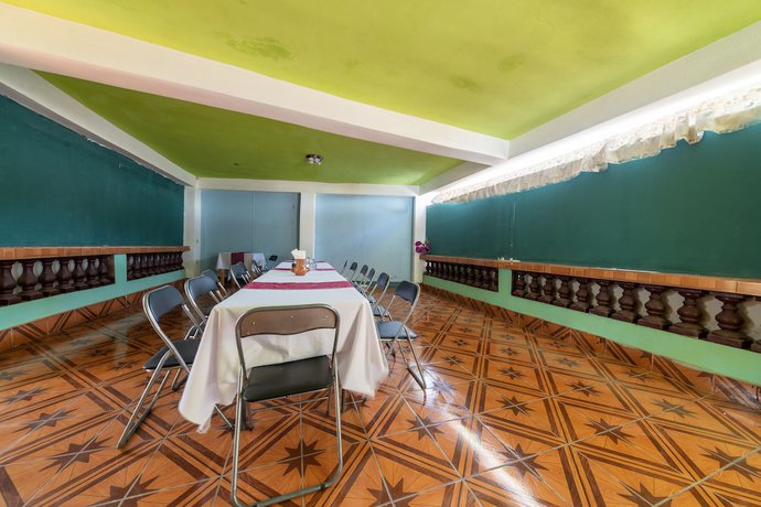 Imagen de los interiores del Hotel Puertas del Cielo. Foto 18