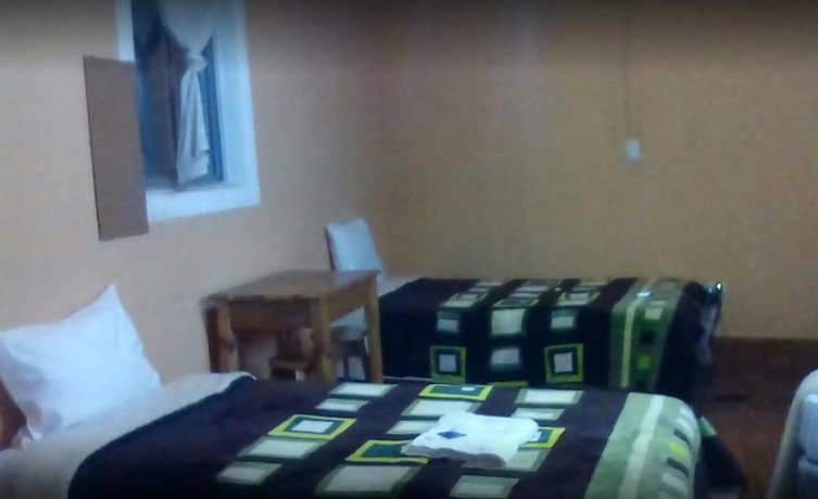 Imagen de la habitación del Hotel Puertas del Cielo. Foto 13