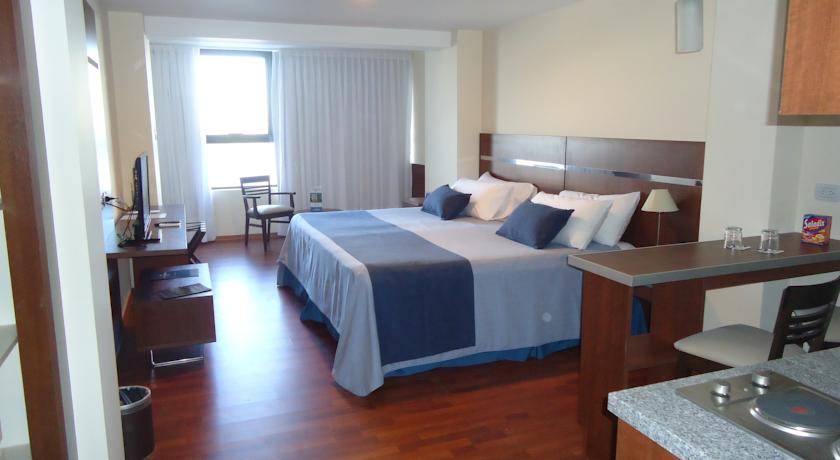 Imagen general del Hotel Puerto Amarras. Foto 6