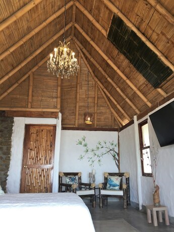 Imagen general del Hotel Puerto Antiguo. Foto 10