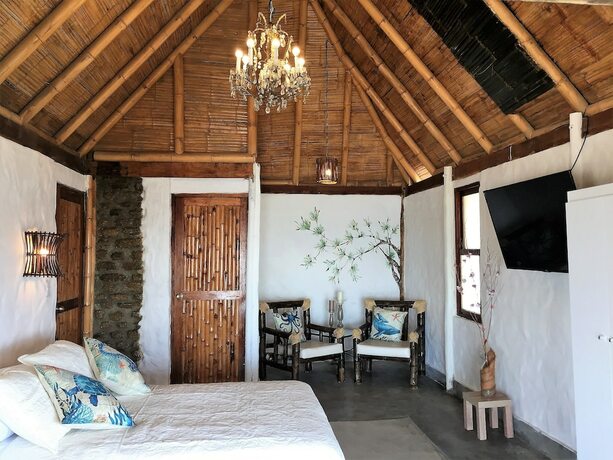 Imagen de la habitación del Hotel Puerto Antiguo. Foto 15