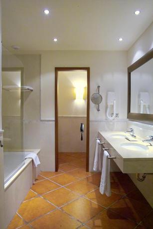 Imagen de la habitación del Hotel Puerto Antilla Grand. Foto 5