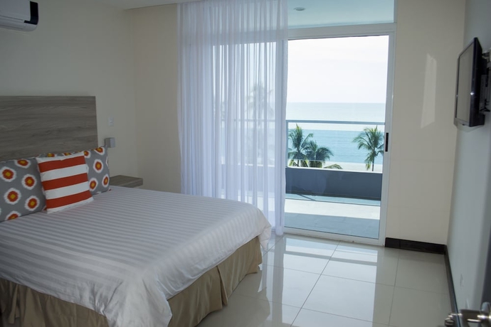 Imagen de la habitación del Hotel Puerto Azul Boutique Resort and Marina. Foto 5