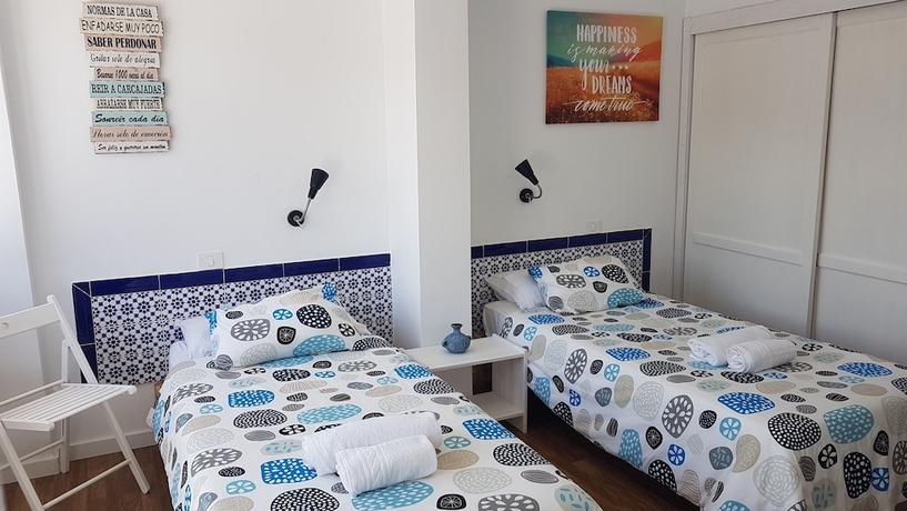 Imagen de la habitación del Hotel Puerto Azul. Foto 2