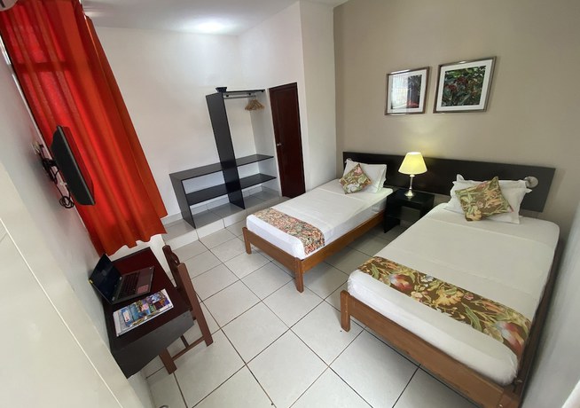 Imagen de la habitación del Hotel Puerto Azul Tarapoto. Foto 9