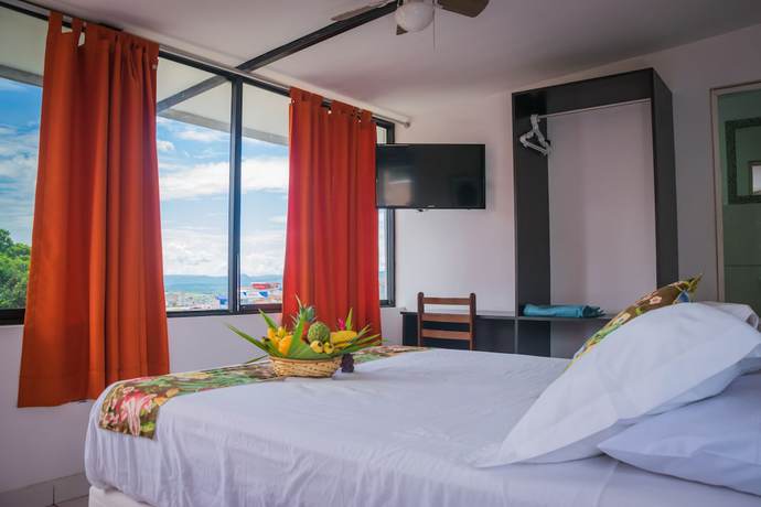 Imagen de la habitación del Hotel Puerto Azul Tarapoto. Foto 16