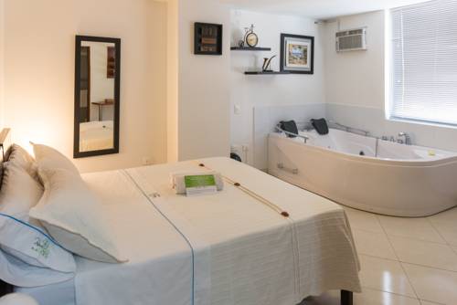 Imagen de la habitación del Hotel Puerto Bahía. Foto 5