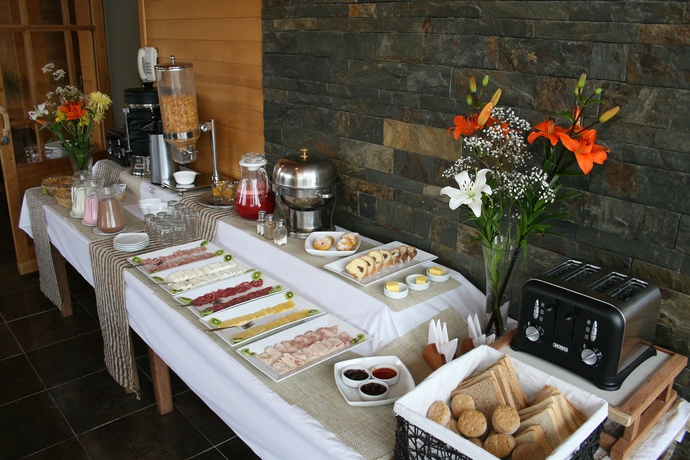 Imagen del bar/restaurante del Hotel Puerto Chico. Foto 3