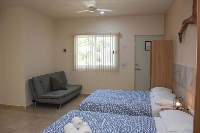 Imagen de la habitación del Hotel Puerto Corcho. Foto 17