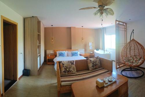 Imagen general del Hotel Puerto Galera Seaview Resort. Foto 12
