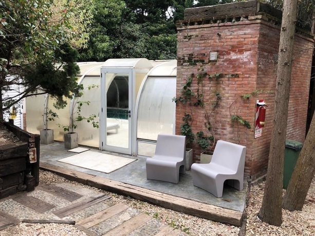 Imagen de los interiores del Hotel Puerto Hamlet. Foto 10