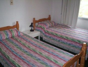 Imagen de la habitación del Hotel Puerto Las Palmas. Foto 5