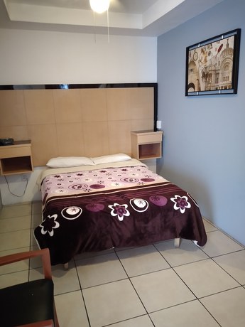 Imagen de la habitación del Hotel Puerto Mexico. Foto 11