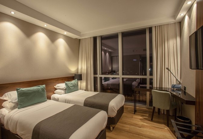 Imagen de la habitación del Hotel Puerto Norte Design. Foto 10