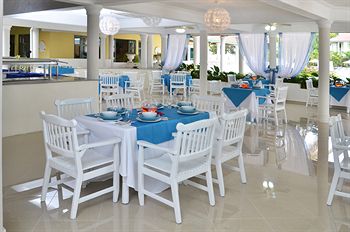 Imagen del bar/restaurante del Hotel Puerto Plata Beach Resort. Foto 3