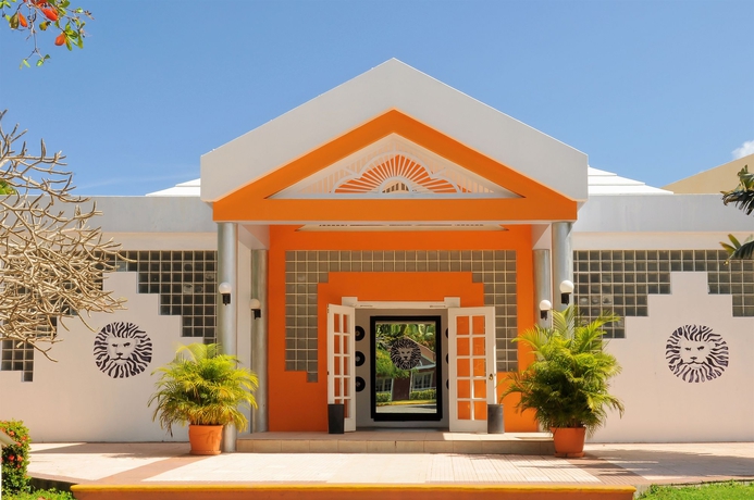 Imagen de los exteriores del Hotel Puerto Plata Village. Foto 6