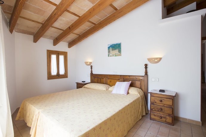 Imagen de la habitación del Hotel Puerto Pollensa Villas and Apartments. Foto 15