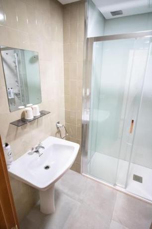 Imagen de la habitación del Hotel Puerto Seco. Foto 18