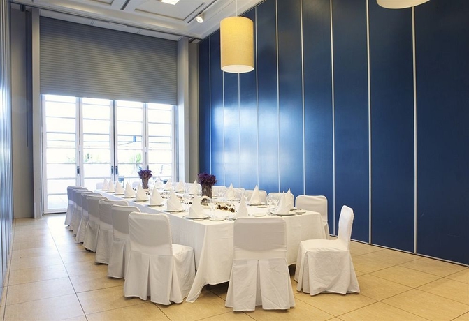 Imagen del bar/restaurante del Hotel Puerto Sherry, Puerto de Santa María. Foto 6