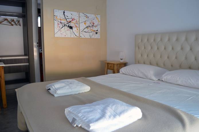 Imagen de la habitación del Hotel Puerto Tigre Apartamentos. Foto 11