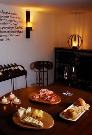 Imagen de los interiores del Hotel Puerto Valle De Esteros. Foto 11