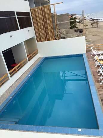 Imagen general del Hotel Puerto Varas De Punta Sal. Foto 11