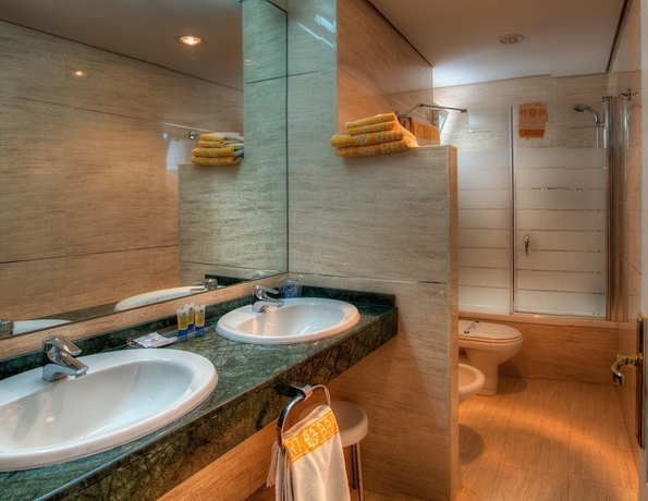 Imagen general del Hotel Puertobahia y SPA. Foto 8