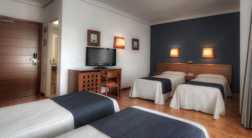 Imagen general del Hotel Puertobahia y SPA. Foto 9