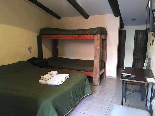 Imagen de la habitación del Hotel Puesta Del Sol, SAN RAFAEL. Foto 3