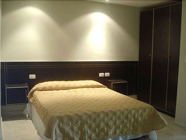 Imagen de la habitación del Hotel Puesta Del Sol, SAN RAFAEL. Foto 8