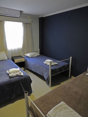 Imagen de la habitación del Hotel Puesta del Sol, Encarnaci&oacute;n. Foto 2