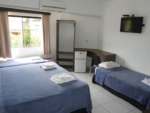 Imagen de la habitación del Hotel Puesta del Sol, Encarnaci&oacute;n. Foto 15