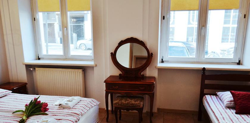 Imagen de la habitación del Hotel Puffa Lux. Foto 7